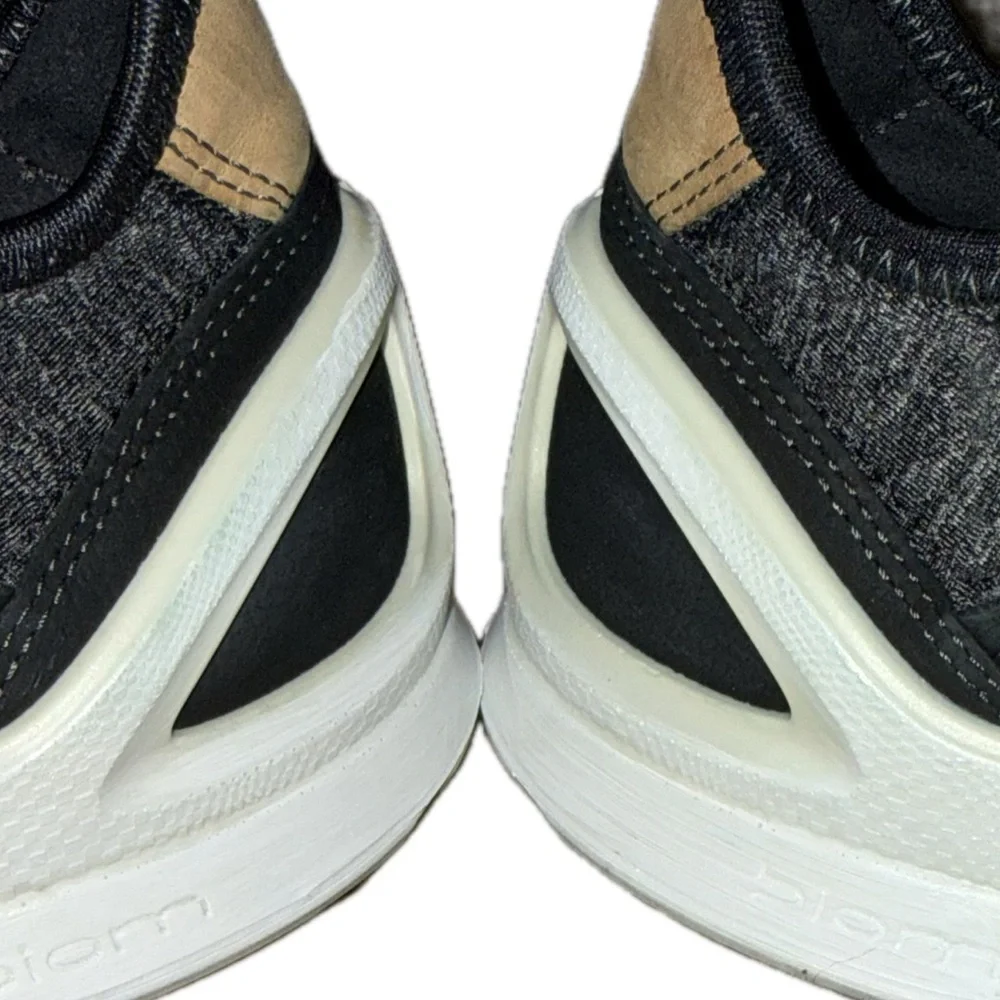👟🧠 ECCO BIOM Slip-On Walking Sneakers Black Gray | Yak Leather | US 8.5 / EU 39